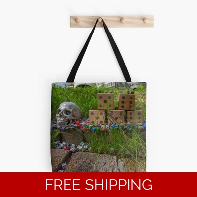 Le Studio Tote Bag Roll the Bones Monument